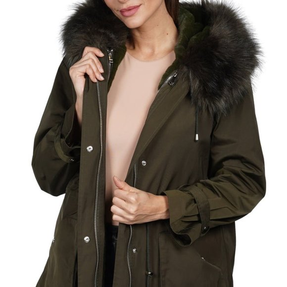 Adorable Parka w/ Removable Liner & Faux Fur Hood LIKE NEW by Love Token - Picture 2 of 5